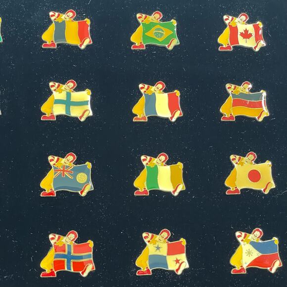 McDonalds 30th Birthday Commemorative Pin Set Vintage 1985 World Flags READ - Picture 13 of 16